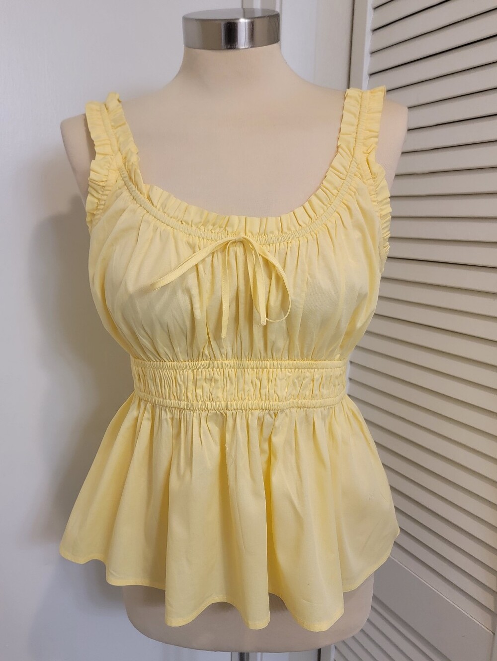 LC LAUREN CONRAD YELLOW TOP NWOT